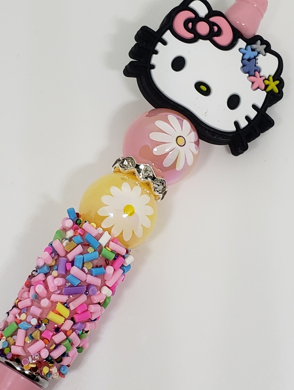 Handmade Pink Yellow Flower Hello Kitty Confetti Beaded Silicone Focal Bead Pen